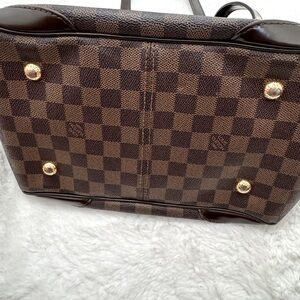 Verona Damier, Louis Vuitton